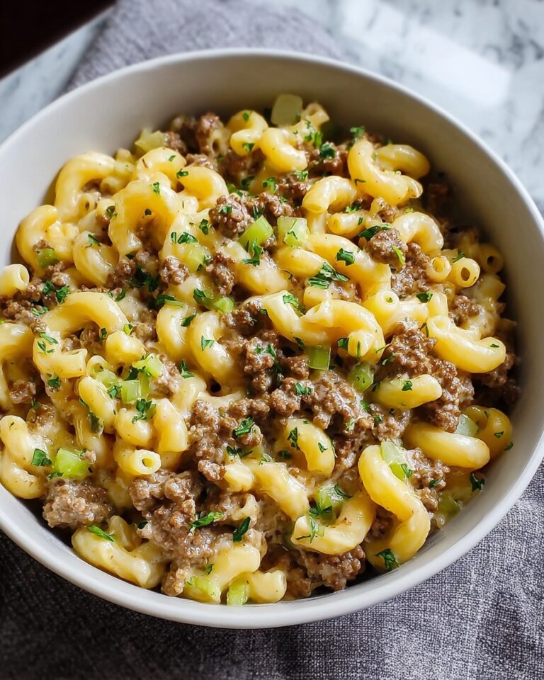 Leek Beef Macaroni in Creamy Nutmeg Sauce Recipe