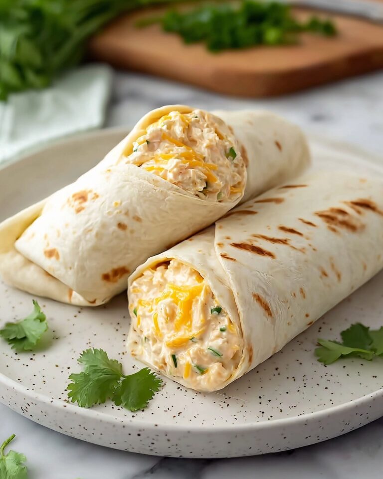 Cheesy Garlic Chicken Wraps Recipe